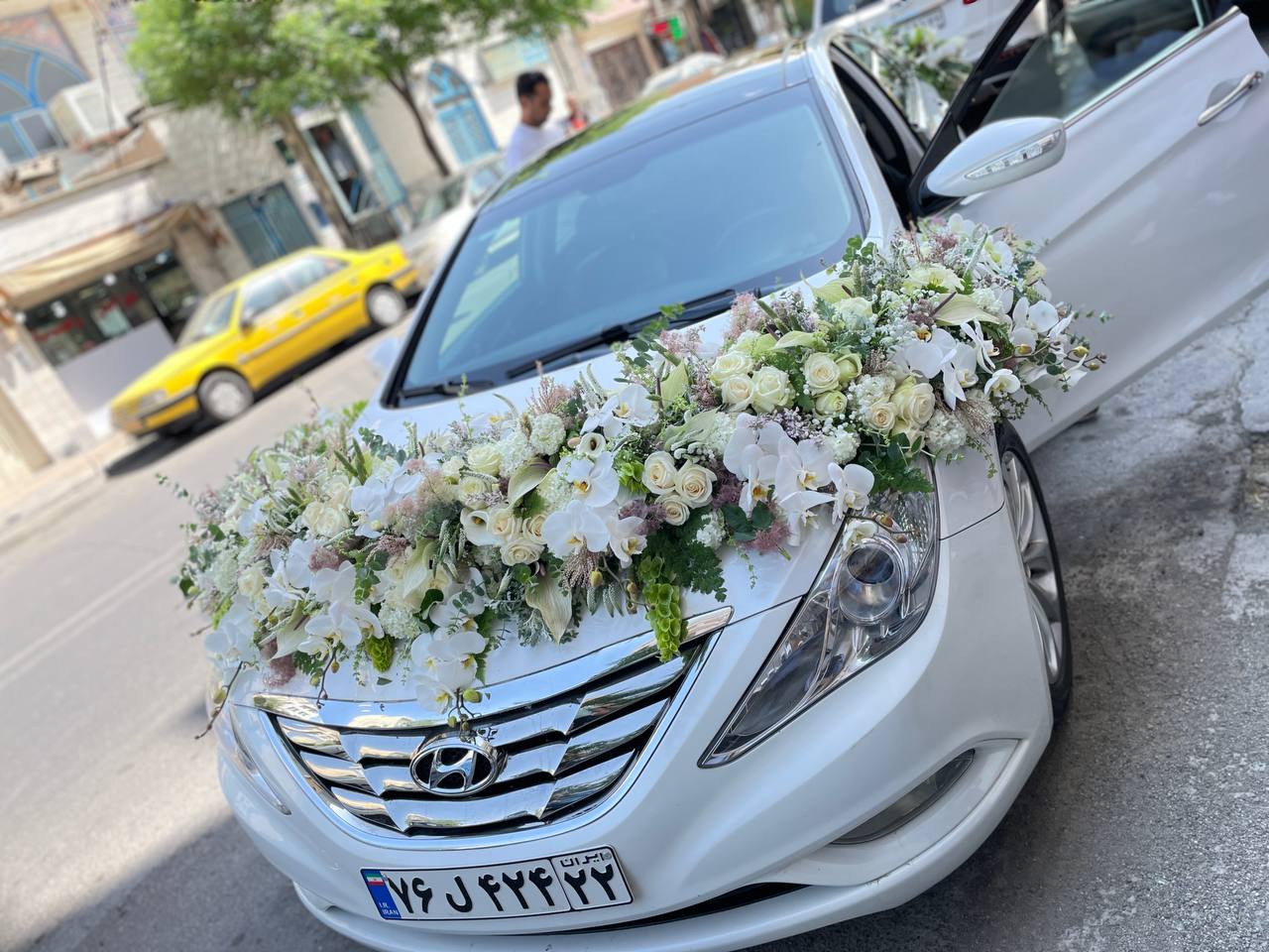 تزئین ماشین عروس